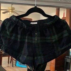 A&F plaid shorts